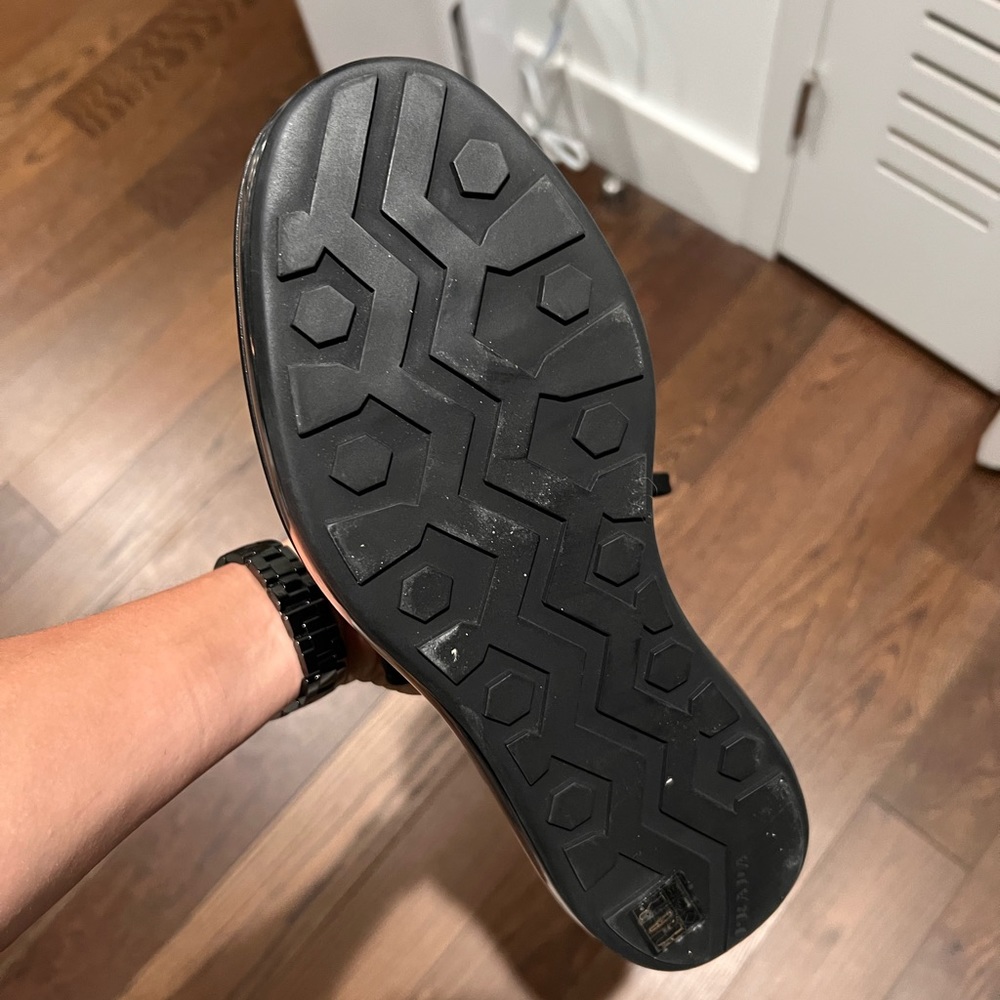 Prada shoes - Picture 5 of 5